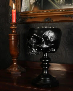 Schwarzer Totenschädel Als Ringehalter 21cm -Halloween Deko Verkäufe schwarzer totenkopf als ringehalter schwarzer totenschaedel als ringhalter black skull ring holder gothic wohnaccessoire 54858 06