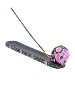 Sugar Skull Mit Blumen Räucherstäbchen Halter -Halloween Deko Verkäufe sugar skull mit flowers raeucherstaebchen halter sugar skull with flowers incense burner 50735 04