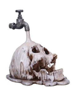 Tapped Drowning Totenkopf -Halloween Deko Verkäufe tapped drowning totenschaedel deko gothic halloween und horror deko tapped drowning skull decor 51004 4